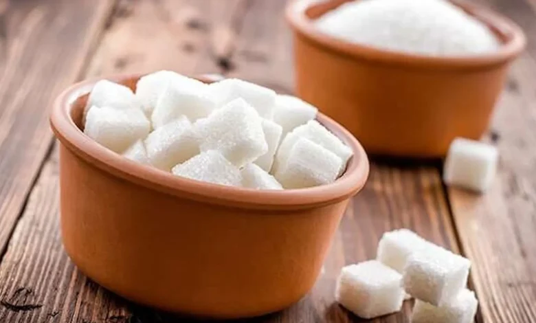 محدودیت‌ها و هشدارهای مصرف قند و شکر رژیمی